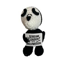 Emotional support knit doll - ghostface